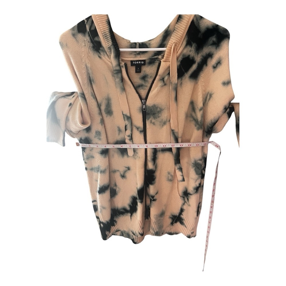 Torrid Tie-Dye Zip-Up Hoodie in Cream and Black - Picture 5 of 6